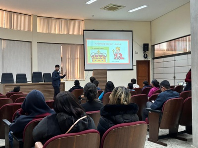 Alunos do CIEM São Geraldo visitam a Câmara e vivenciam na prática a cidadania