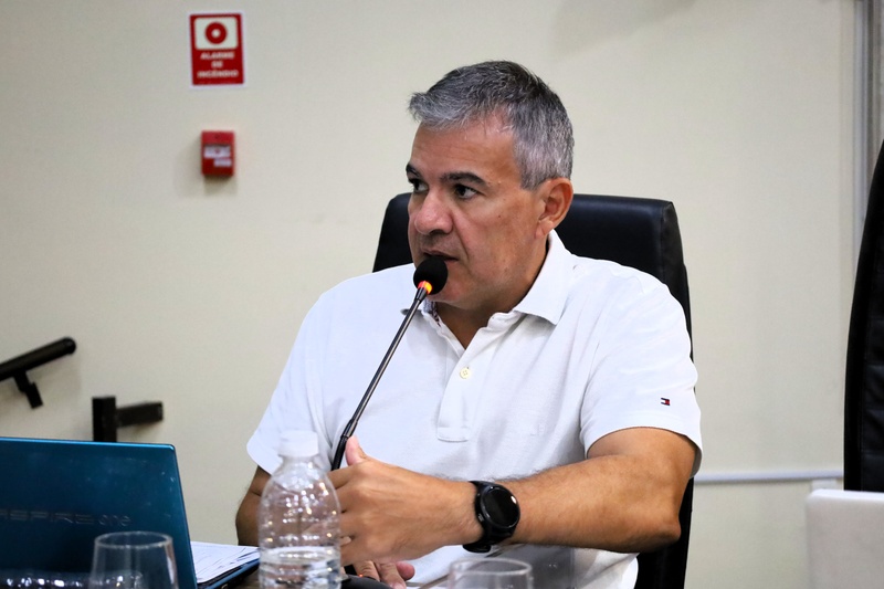 Aprovada, em 1º turno, obrigatoriedade de placas informativas em imóveis alugados pela Prefeitura