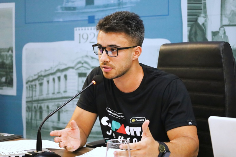 Câmara aprova, em 2º turno, criação do Selo Futuro Capacita para incentivo à qualificação de jovens