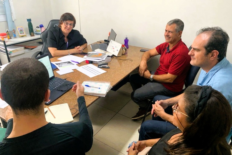 Câmara deve contribuir para efetivação de leis que propuseram criação de carteirinhas para pessoas com lúpus, fibromialgia e autistas 