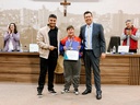 Câmara homenageia atleta por trajetória de superação e conquistas no esporte