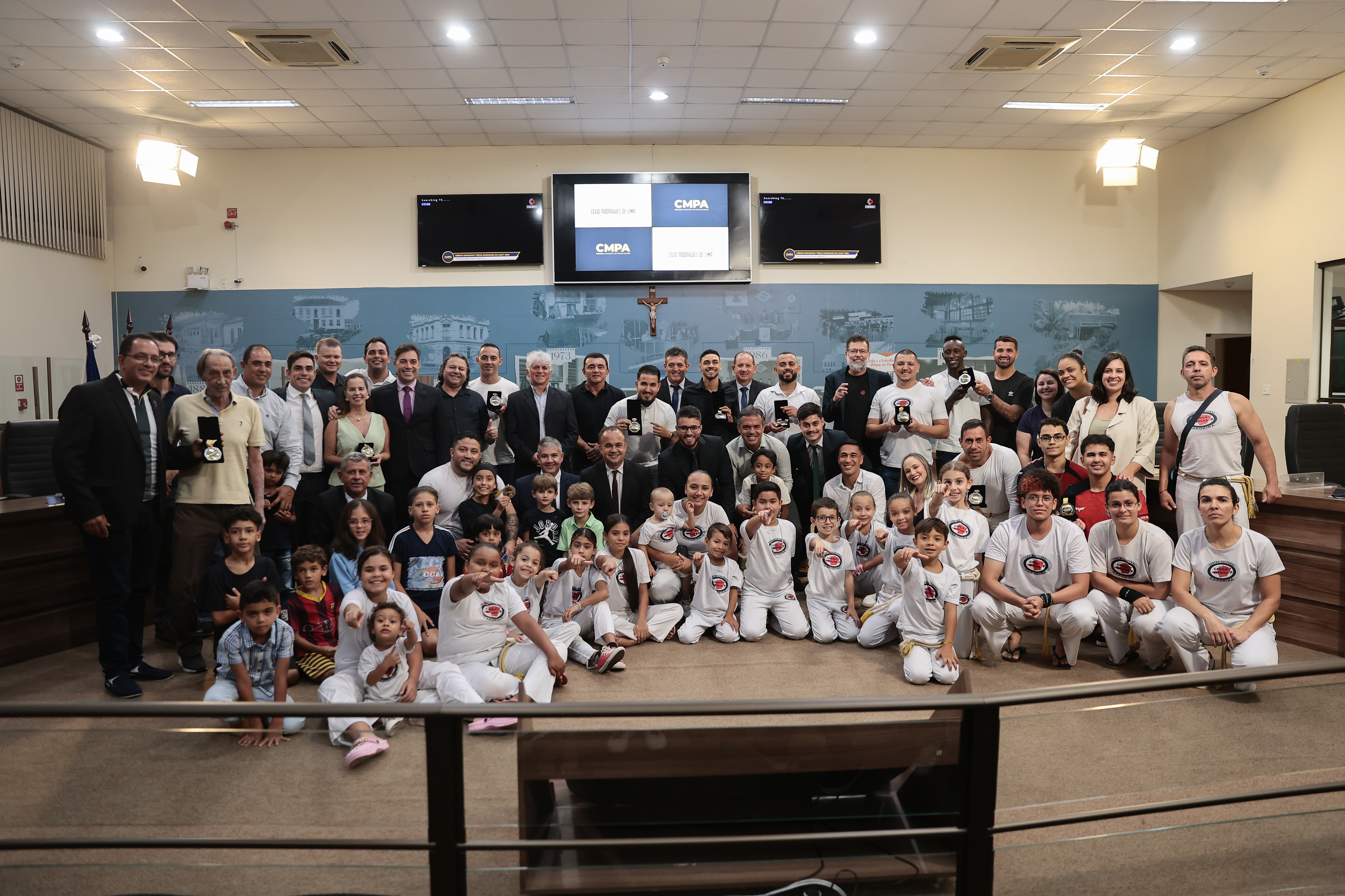 Câmara realiza entrega da Medalha do Mérito Esportivo "Célio Rodrigues de Lima"