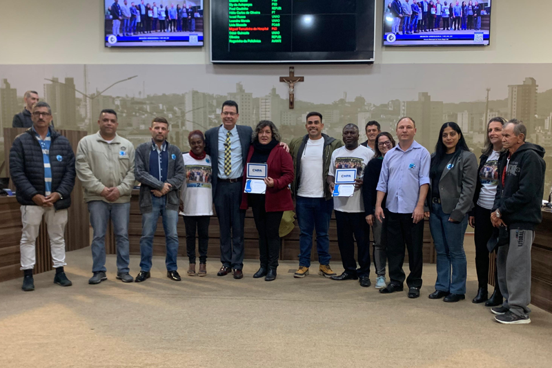 Chapa eleita para gerir o SISEMPA é homenageada pela Câmara