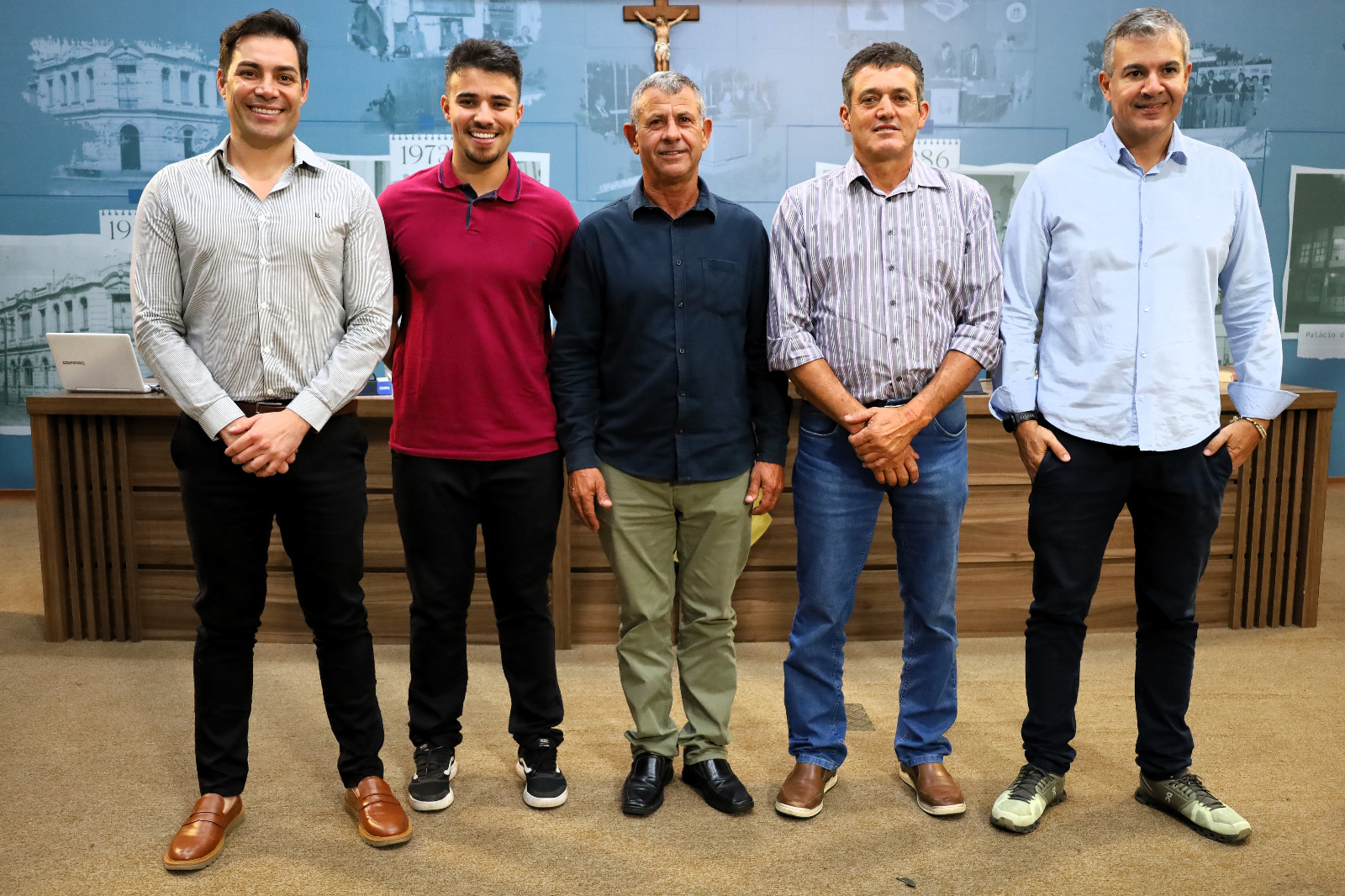 Pela terceira vez:  Oliveira volta a liderar o Legislativo 