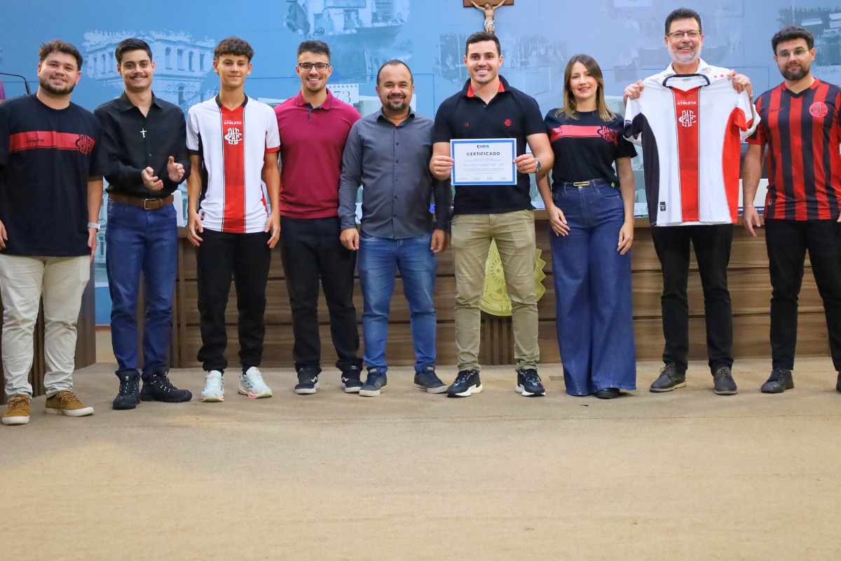 Pouso Alegre Futebol Clube SAF recebe homenagem da Câmara