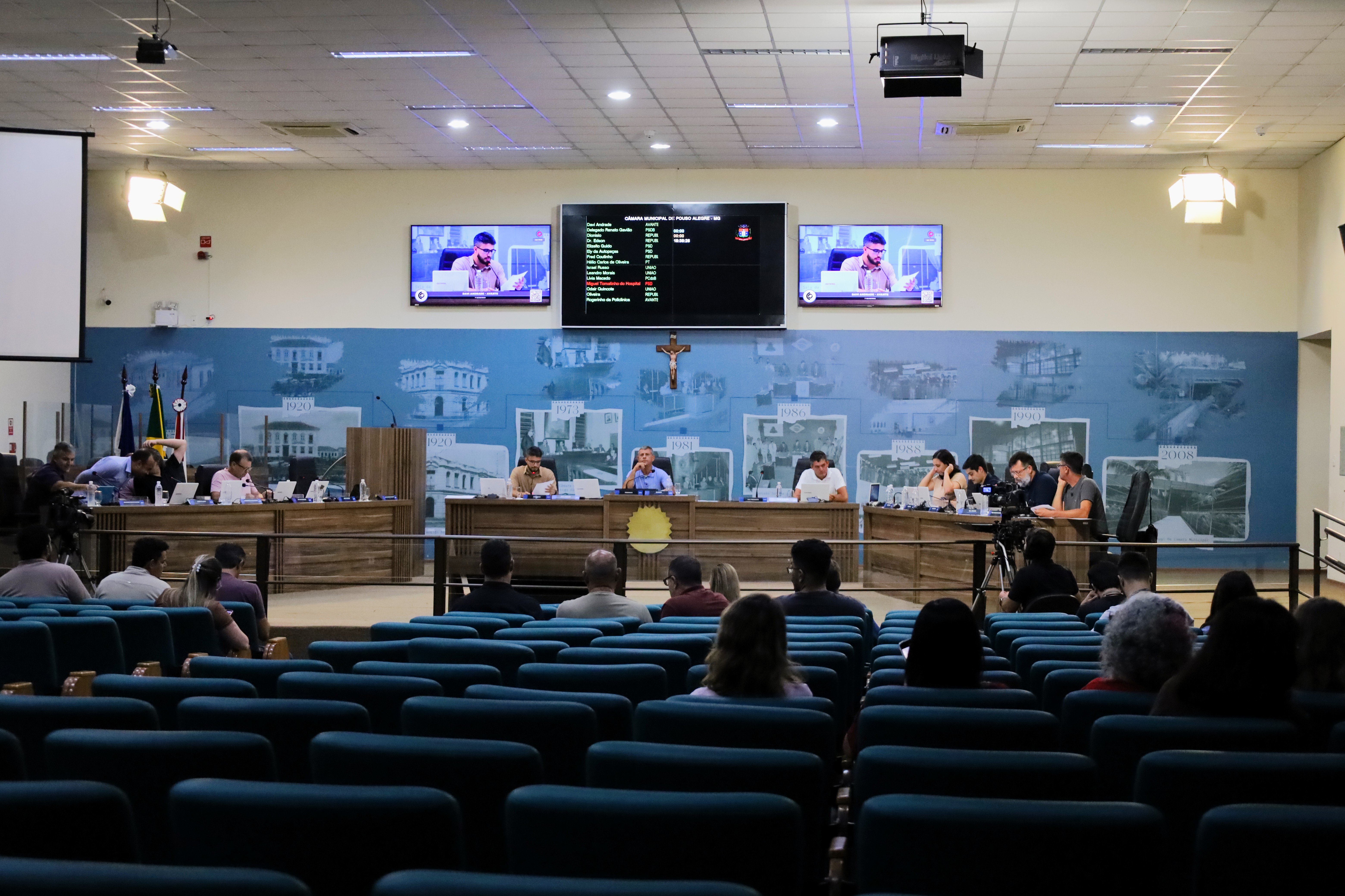 Projetos que estruturam a nova Guarda Municipal de Pouso Alegre são aprovados pelos vereadores