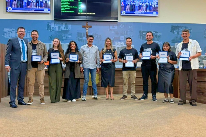 Secretaria de Comunicação Social, Lazer e Turismo é homenageada pela Câmara