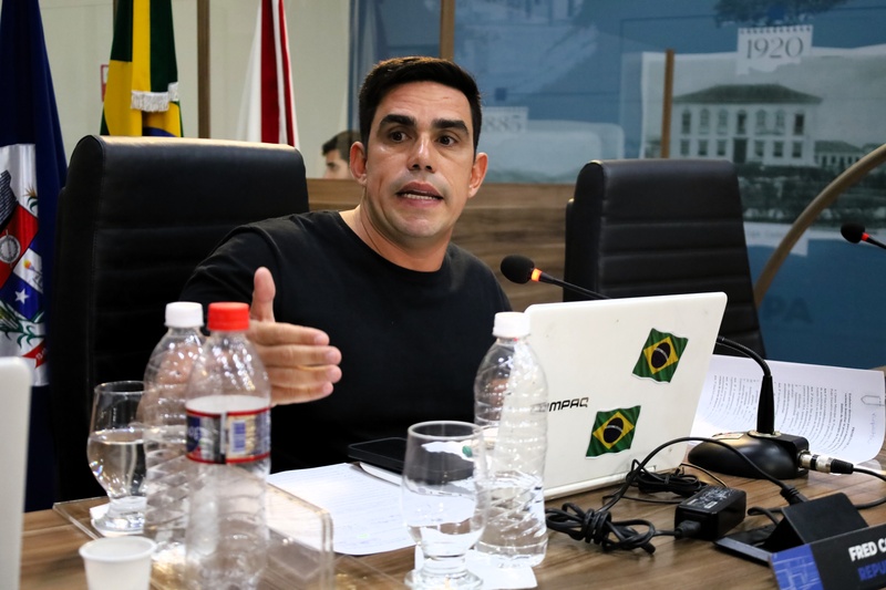 Vereadores aprovam, em 1ª votação, projeto que pretende facilitar acesso a remédios