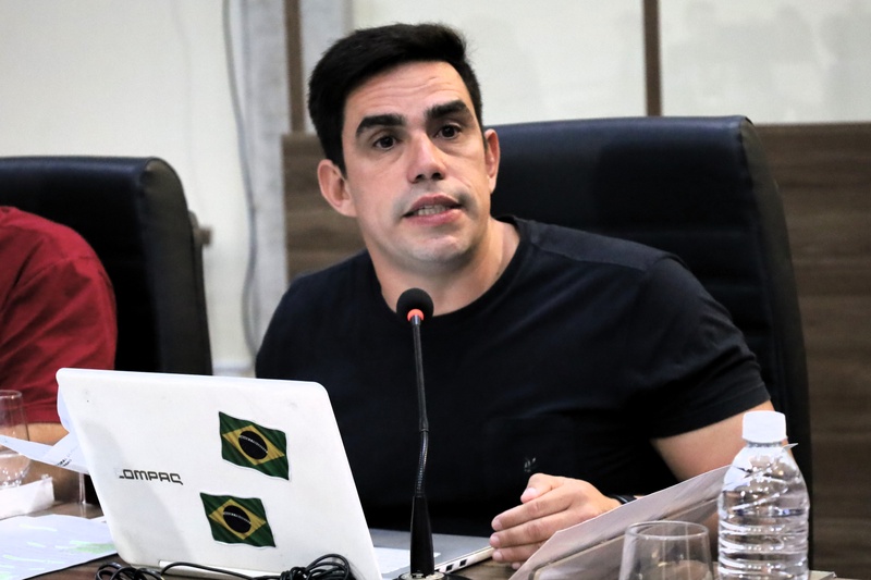 Vereadores aprovam projeto que pretende facilitar acesso a remédios