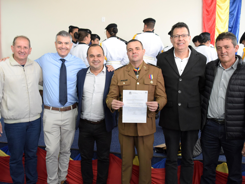 Vereadores participam de solenidade de 250 anos da Polícia Militar em Pouso Alegre
